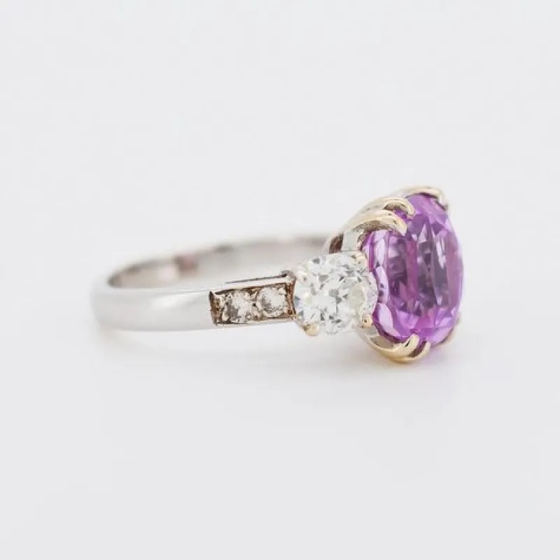 Pamono 5 Carat Pink Ceylon Sapphire and Diamond Gold Trilogy Ring> Rings