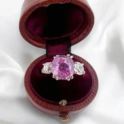 Pamono 5 Carat Pink Ceylon Sapphire and Diamond Gold Trilogy Ring> Rings