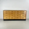 Pamono 16 Drawer Oak Shop Counter, 1950s> Worktables & Workbenches