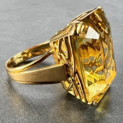 Pamono 18 Karat Cocktail Ring with Citrine, 1940s