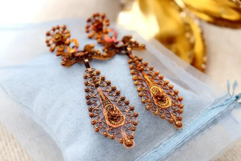Clearance Pamono 18 Karat Gold Earrings in the Shape of an Olive Leaf, Set of 2