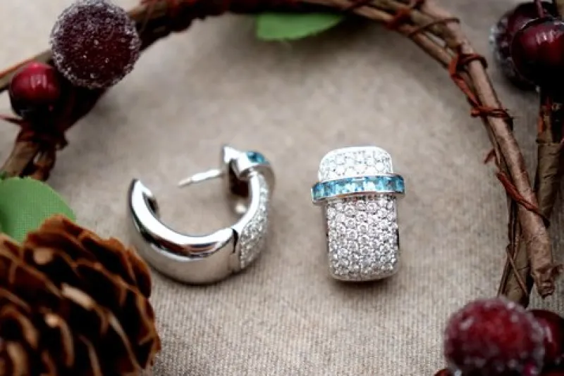 Pamono 18 Karat Gold Earrings with Diamonds and Brilliant-Cut Aquamarines, Set of 2> Earrings