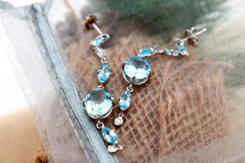 Pamono 18 Karat Gold Earrings with Cut Aquamarines, Set of 2