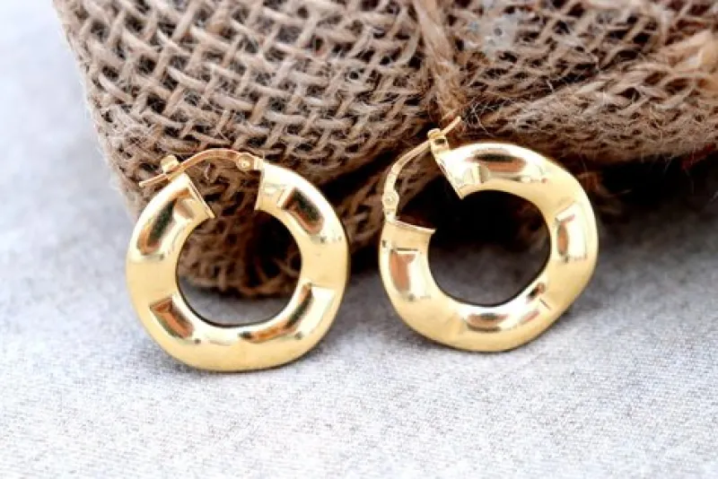 Outlet Pamono 18 Karat Gold Hoop Earrings with Wavy Reliefs, Set of 2