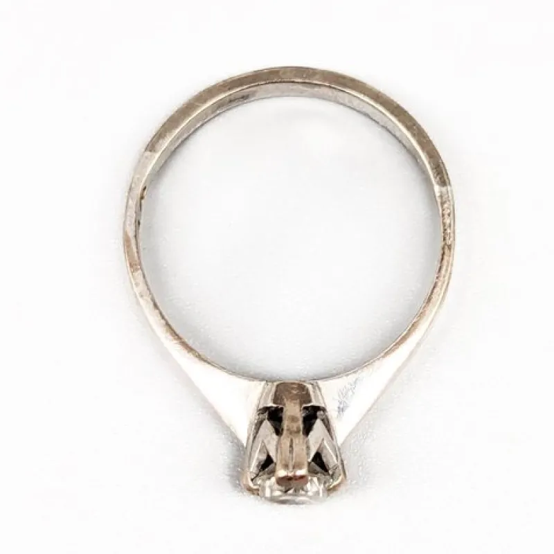 Sale Pamono 18 Karat Gold Solitaire Ring with Diamond