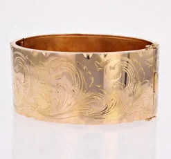 Clearance Pamono 18 Karat Rose Gold Wide Bangle Bracelet with Leaves Pattern, 1960s