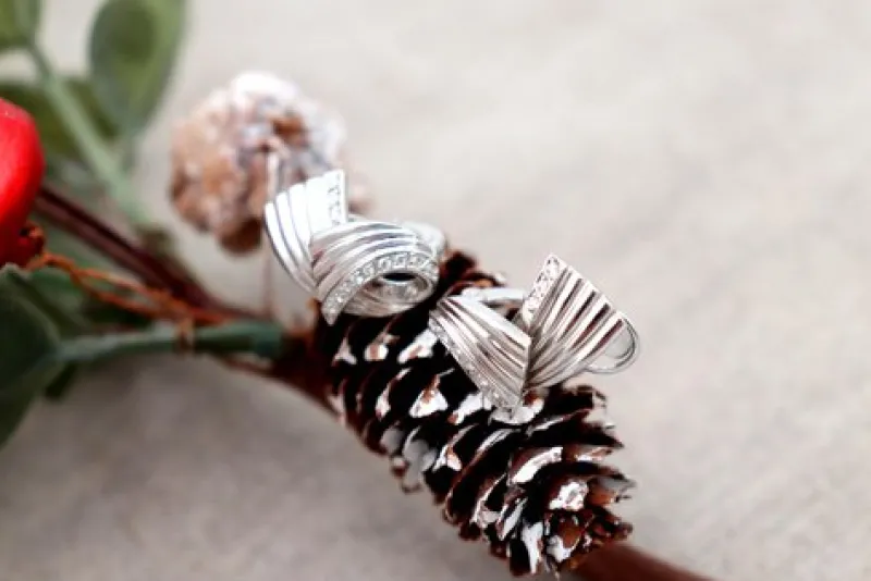 Pamono 18 Karat White Gold Earrings with Reliefs and Diamonds, Set of 2> Earrings
