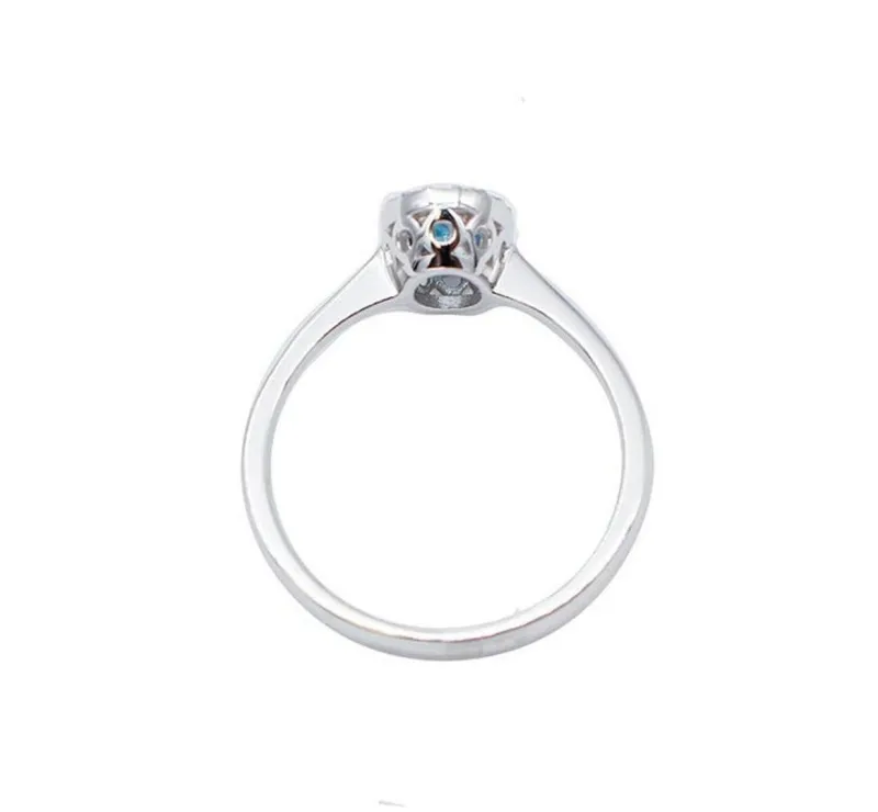 Discount Pamono 18 Karat White Gold Modern Ring with Oval Aquamarine and White Diamonds