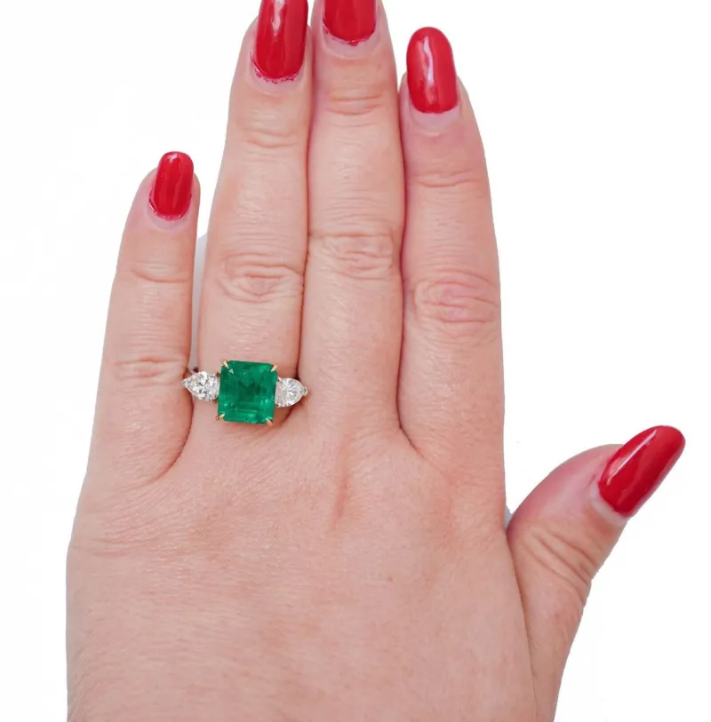 Online Pamono 18 Karat White Gold Ring with Emerald and Diamonds