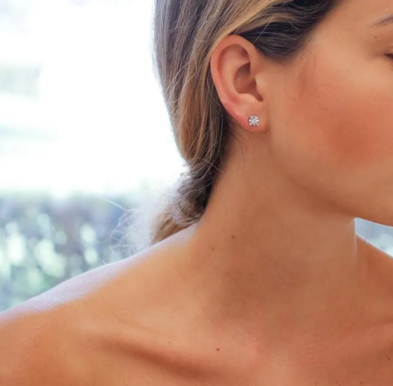 Hot Pamono 18 Karat White Gold Stud Earrings with White Diamonds, Set of 2