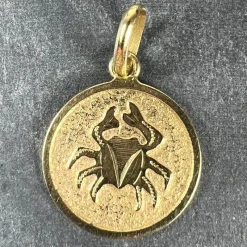 Pamono 18 Karat Yellow Gold Cancer Zodiac Charm Medal Pendant, 1950s> Necklaces