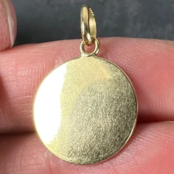 Pamono 18 Karat Yellow Gold Cancer Zodiac Charm Medal Pendant, 1950s><noscript><img width=