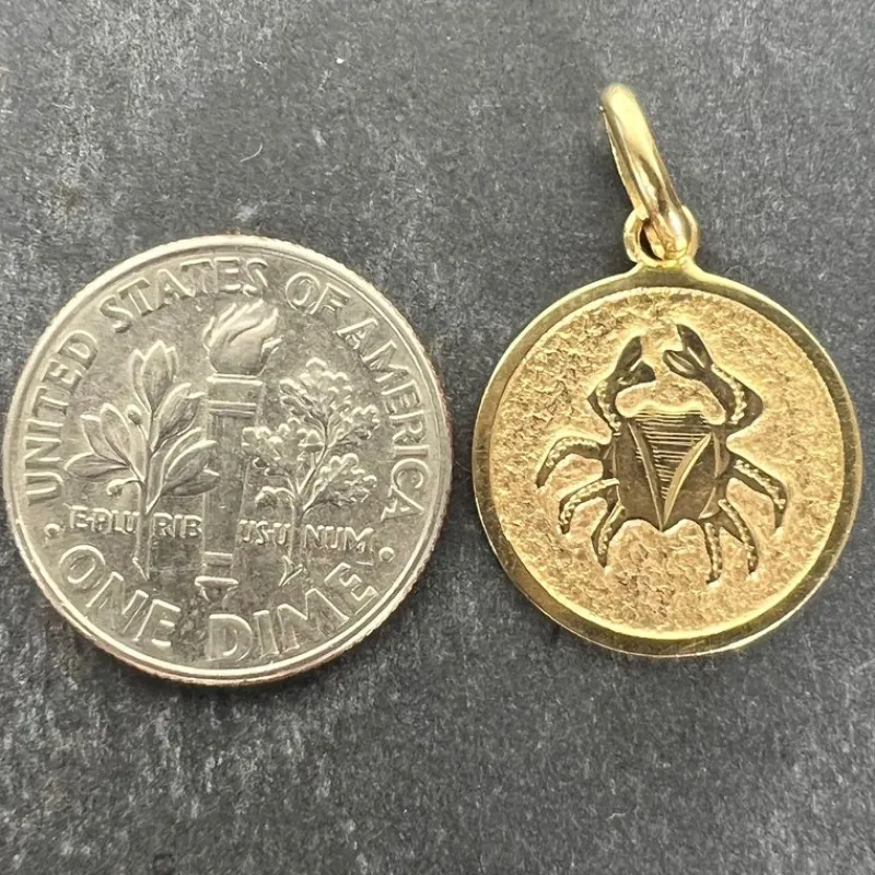 Pamono 18 Karat Yellow Gold Cancer Zodiac Charm Medal Pendant, 1950s> Necklaces