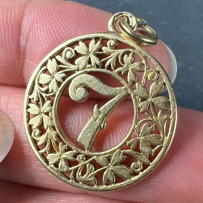 Pamono 18 Karat Yellow Gold Lucky Number 7 4-Leaf Clover Good Luck Charm Pendant, 1890s> Necklaces