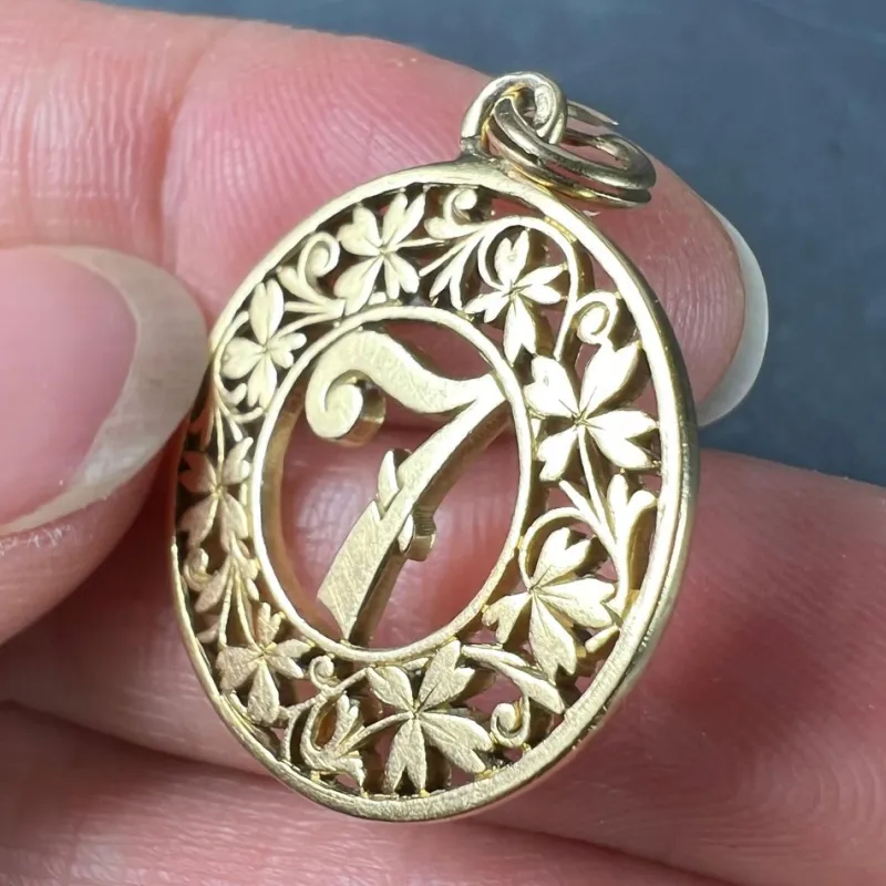 Pamono 18 Karat Yellow Gold Lucky Number 7 4-Leaf Clover Good Luck Charm Pendant, 1890s> Necklaces