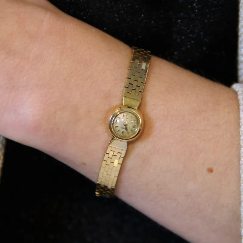 Outlet Pamono 18 Karat Yellow Gold Omega Ladys Watch, France, 1960s