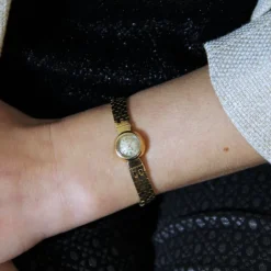 Outlet Pamono 18 Karat Yellow Gold Omega Ladys Watch, France, 1960s
