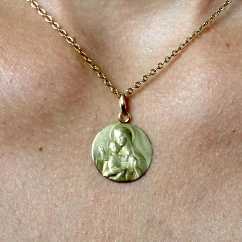 Pamono 18 Karat Yellow Gold Scapular Medal Pendant> Necklaces