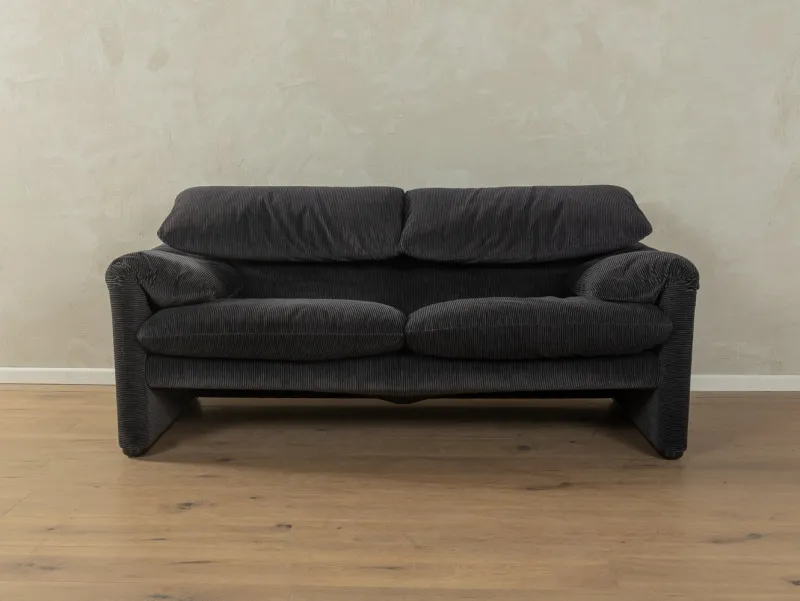 Pamono 675 Maralunga Sofa by Vico Magistretti for Cassina