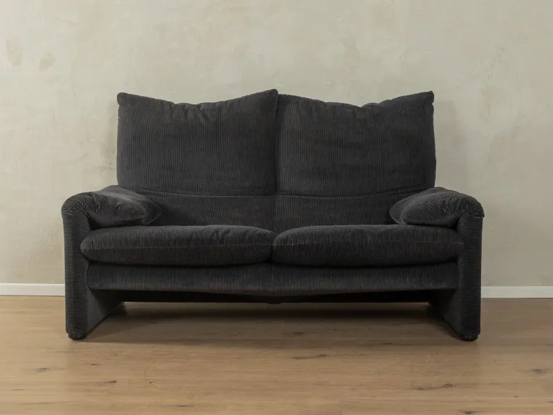 Pamono 675 Maralunga Sofa by Vico Magistretti for Cassina