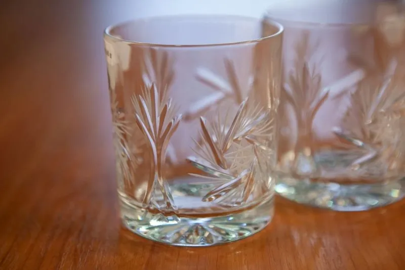 Pamono 320 ml Crystal Whiskey Lowball Glasses by Huta Julia, Set of 6> Tabletop