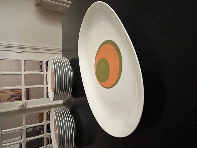 Pamono 17 Plates and Two Dishes in Bareuther Porcelain, 1970s, Set of 19> Dinner Plates & Bowls