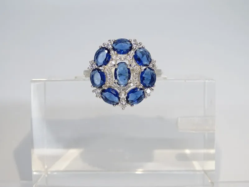Pamono 925 Silver Rosette Ring with Sapphire Root and Zircons, Italy, 21st Century> Rings