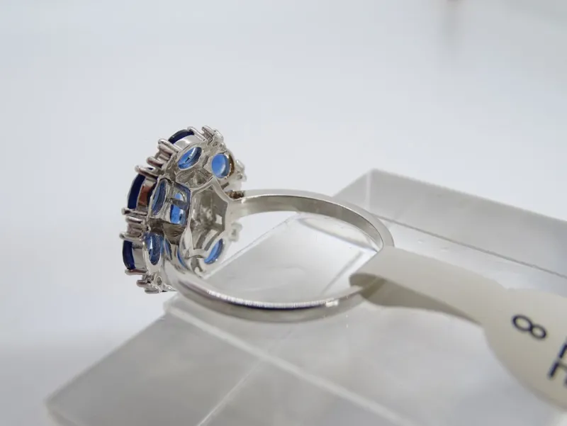 Pamono 925 Silver Rosette Ring with Sapphire Root and Zircons, Italy, 21st Century> Rings