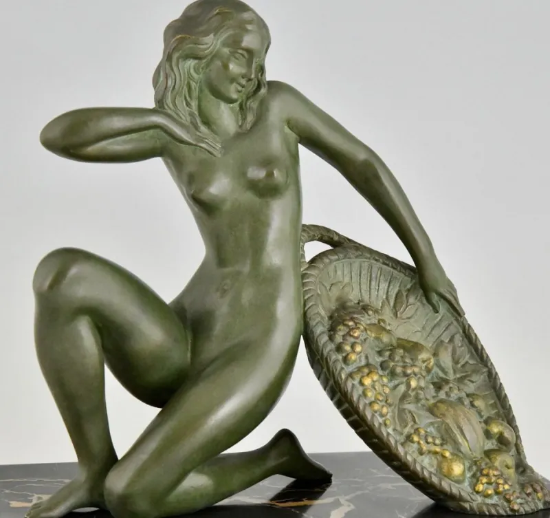Pamono A. Soleau, Art Deco Kneeling Nude with Fruit Basket, 1930, Bronze with Marble Base> Art Deco
