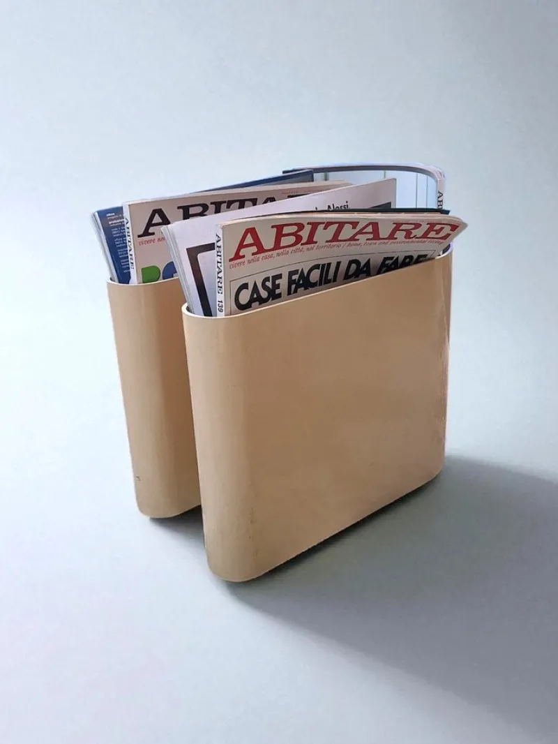 Pamono ABS Magazine Rack by Rodolfo Bonetto for Bilumen, 1970s> Magazine Racks