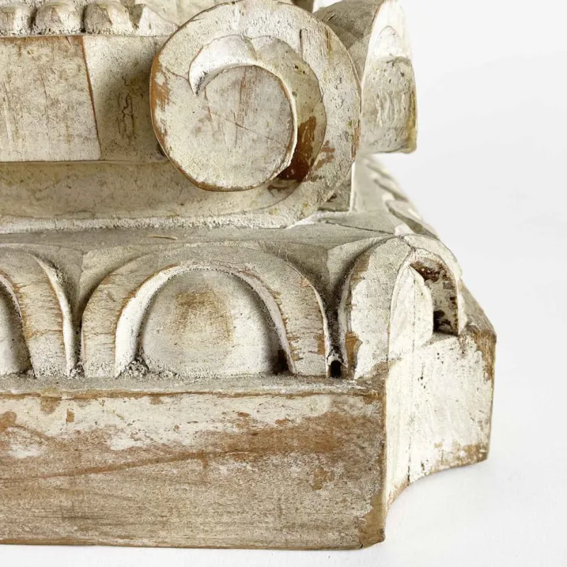 Discount Pamono Acanthus Leaf Carved Capitals, 1900, Set of 2