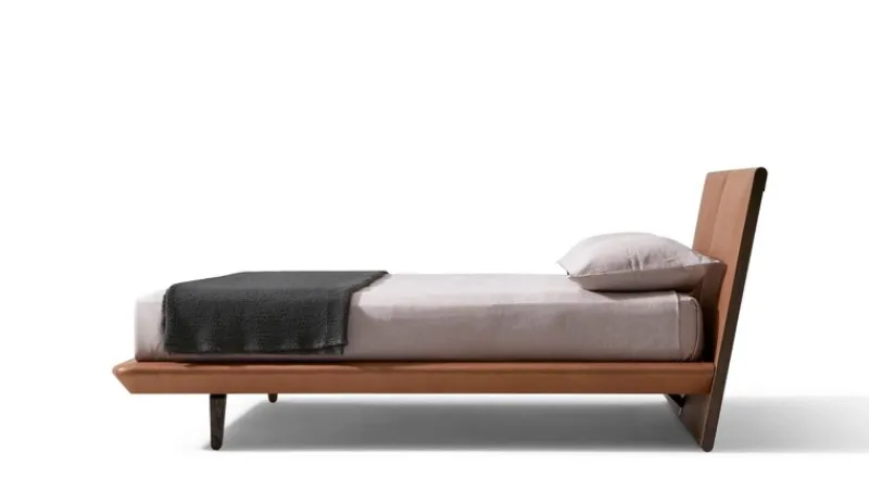 Hot Pamono Acute Bed by Rodolfo Dordoni for Cassina