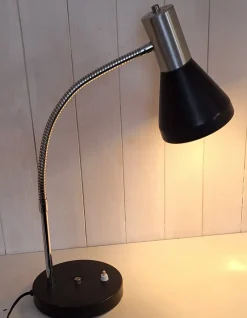 Pamono Adjustable Desk Lamp with Chrome-Plated and Black Painted Metal Frame, 1980s><noscript><img width=
