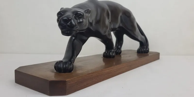 Pamono After S. Melani, Art Deco Black Panther Sculpture, 1930s, Plaster on Wood Base> Art Deco|Sculpture