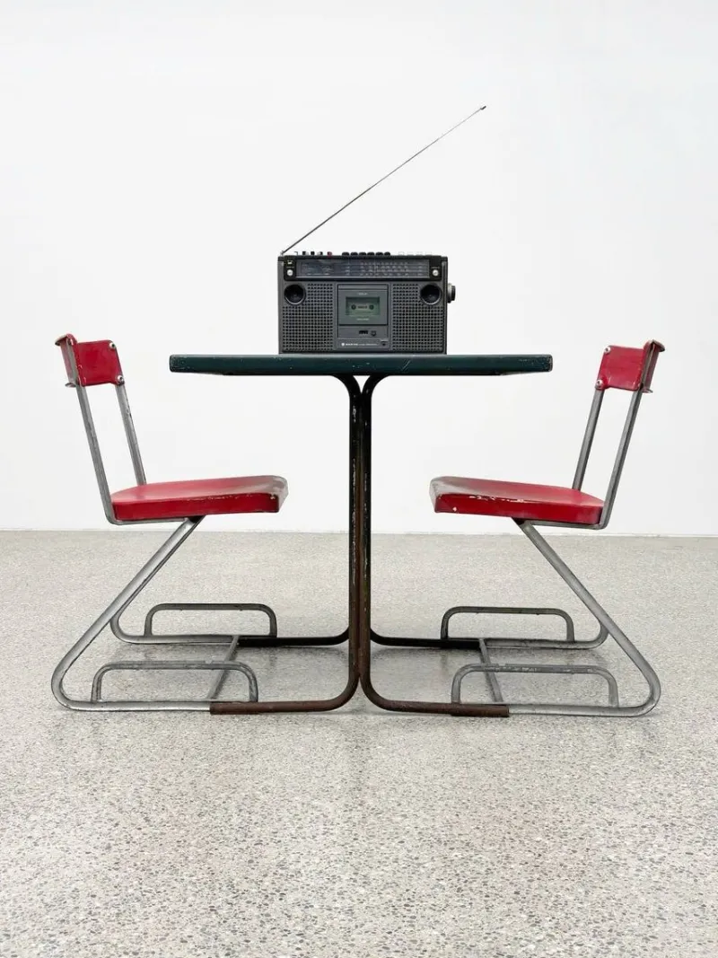 Online Pamono Aluminum Chairs with Matching Table by Cindy Crawford-Steiger for Embru, Set of 3