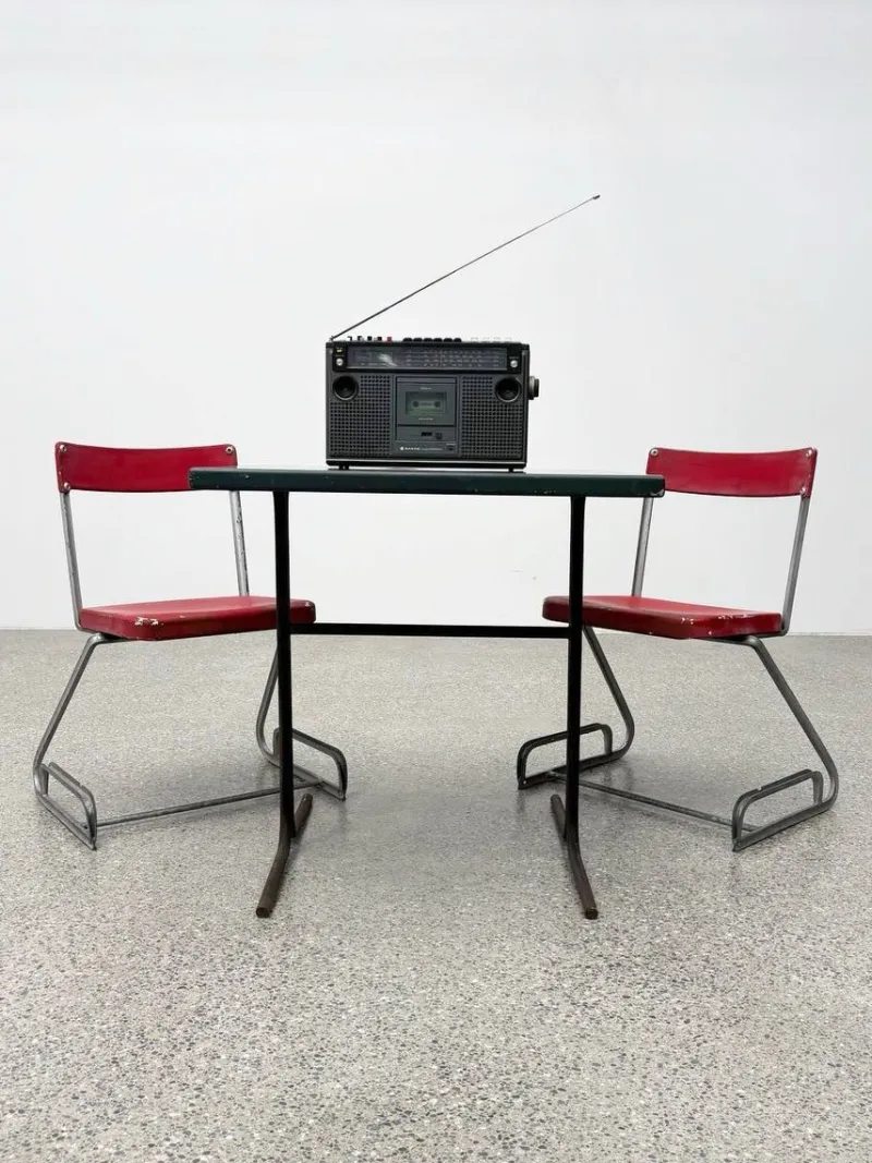 Online Pamono Aluminum Chairs with Matching Table by Cindy Crawford-Steiger for Embru, Set of 3
