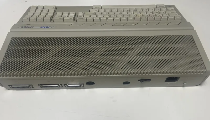 New Pamono American Atari ST1040 Monochrome Monitor and Mouse, 1980s, Set of 3