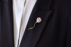 Pamono American Enamel Flower Brooch> Brooches