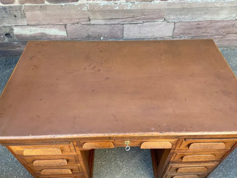 Pamono American Office Desk in Oak, 1950s> Desks