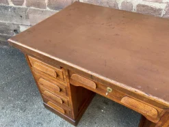 Pamono American Office Desk in Oak, 1950s><noscript><img width=