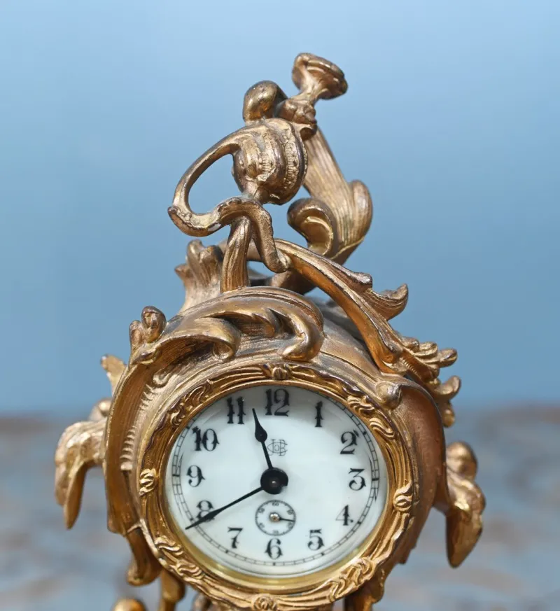 Discount Pamono American Rococo Style Gilt Mantel Clock with Cherub, 1920s