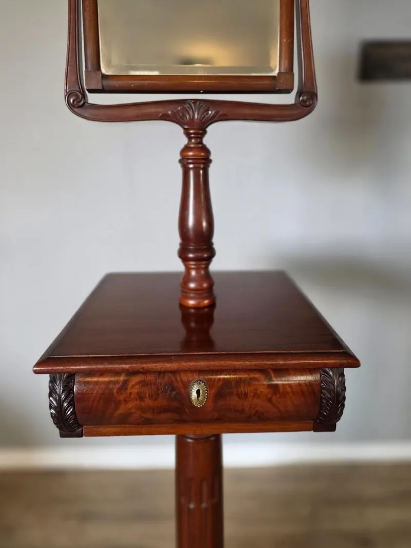 Pamono American Victorian Gentleman's Shaving Vanity Mirror with Stand in Mahogany, 1909> Dressing Tables