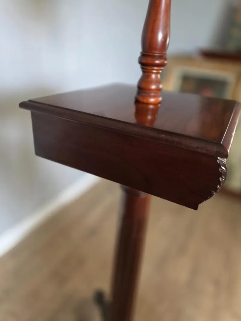 Pamono American Victorian Gentleman's Shaving Vanity Mirror with Stand in Mahogany, 1909> Dressing Tables