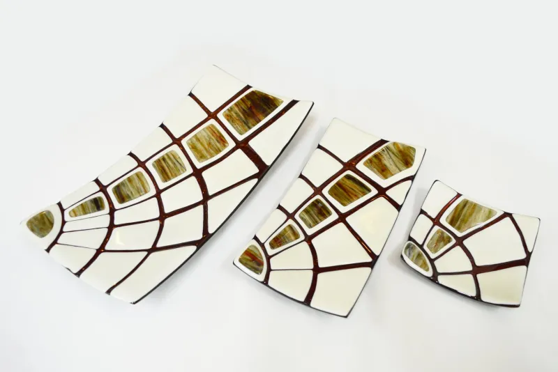 Pamono Amethyst & Aventurine Ivory Murano Glass Jurassico R40 Plate by Stefano Birello for VéVé Glass> Decorative Plates