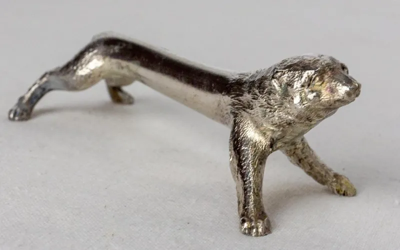 Discount Pamono Animal Shape Knife Holder, 1890s