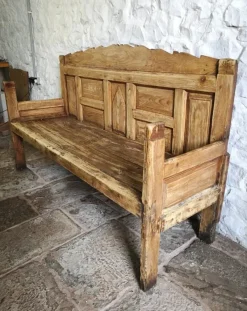 Hot Pamono Anitque Spanish Chestnut Settle Bench, 1880