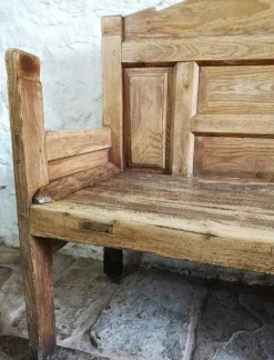 Hot Pamono Anitque Spanish Chestnut Settle Bench, 1880