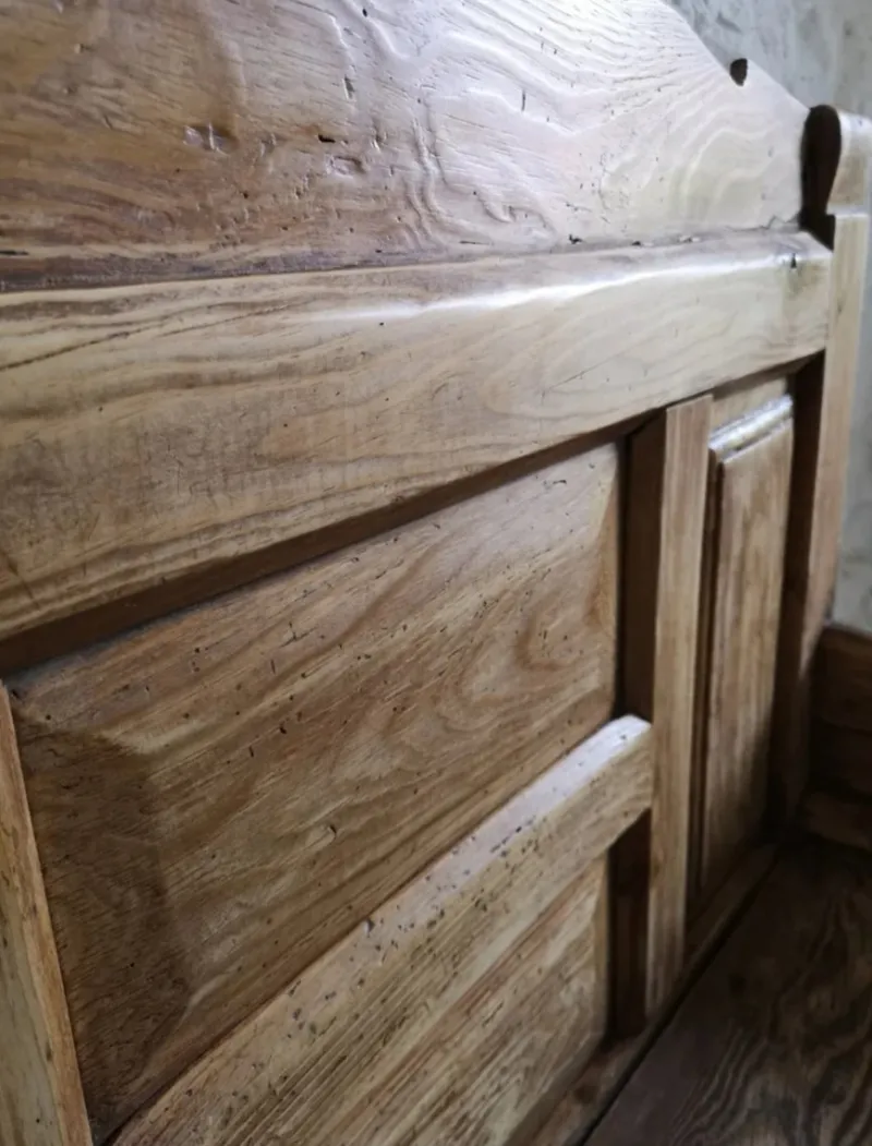 Hot Pamono Anitque Spanish Chestnut Settle Bench, 1880