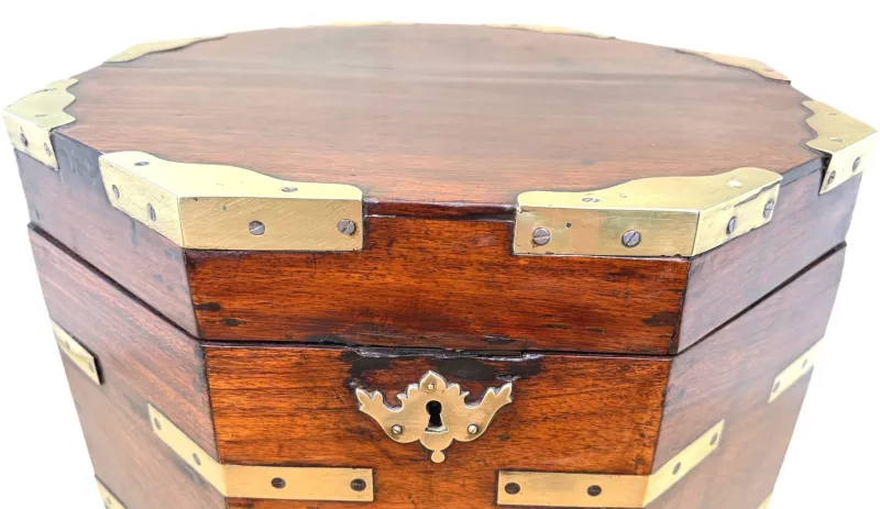 Outlet Pamono Antique Anglo Indian Georgian Padouk Cellarette, 1790