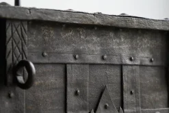 Online Pamono Antique Armada Box or Strongbox in Iron, Early 17th Century